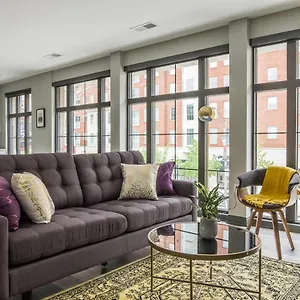 https://downtown-perfection-2br-w-balcony-near-dining.columbusohiohotels.org