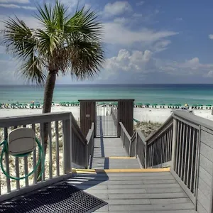 https://gated-gulf-front-resort-in-hidden-dunes.hotels-destin.com